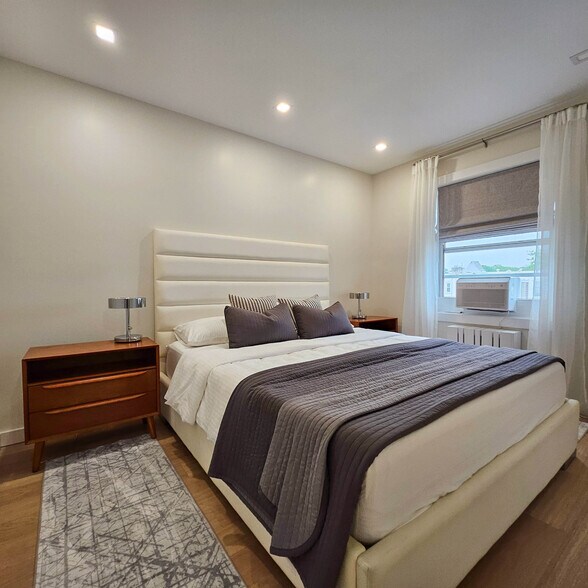 Building Photo - 3239 46th St