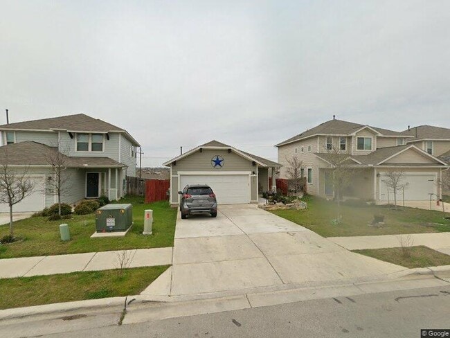 Building Photo - 587 Twisted Oaks Ln