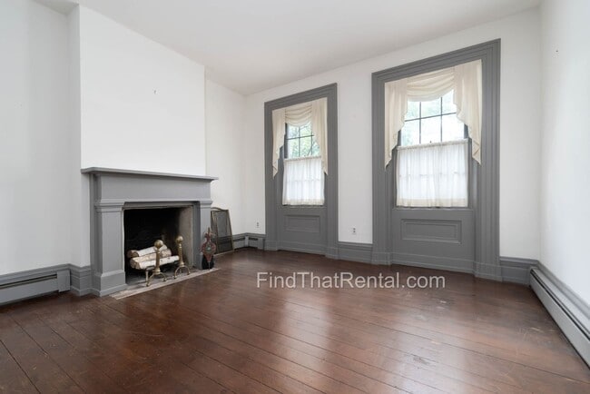 Building Photo - AVAILABLE NOW! Restored historic downtown Carlisle rental with fenced yard, pond, balcony, and ha...