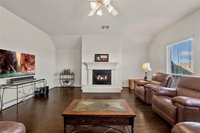 Building Photo - 20306 Fossil Valley Ln