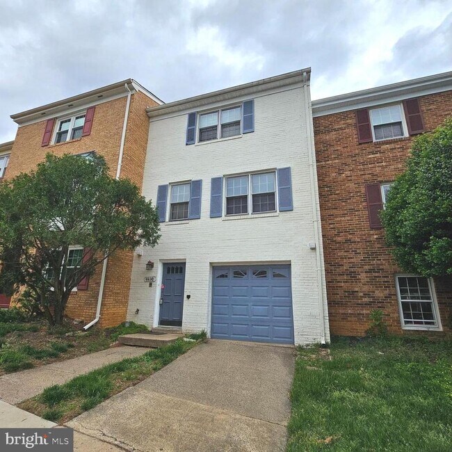 Building Photo - 4430 Airlie Way