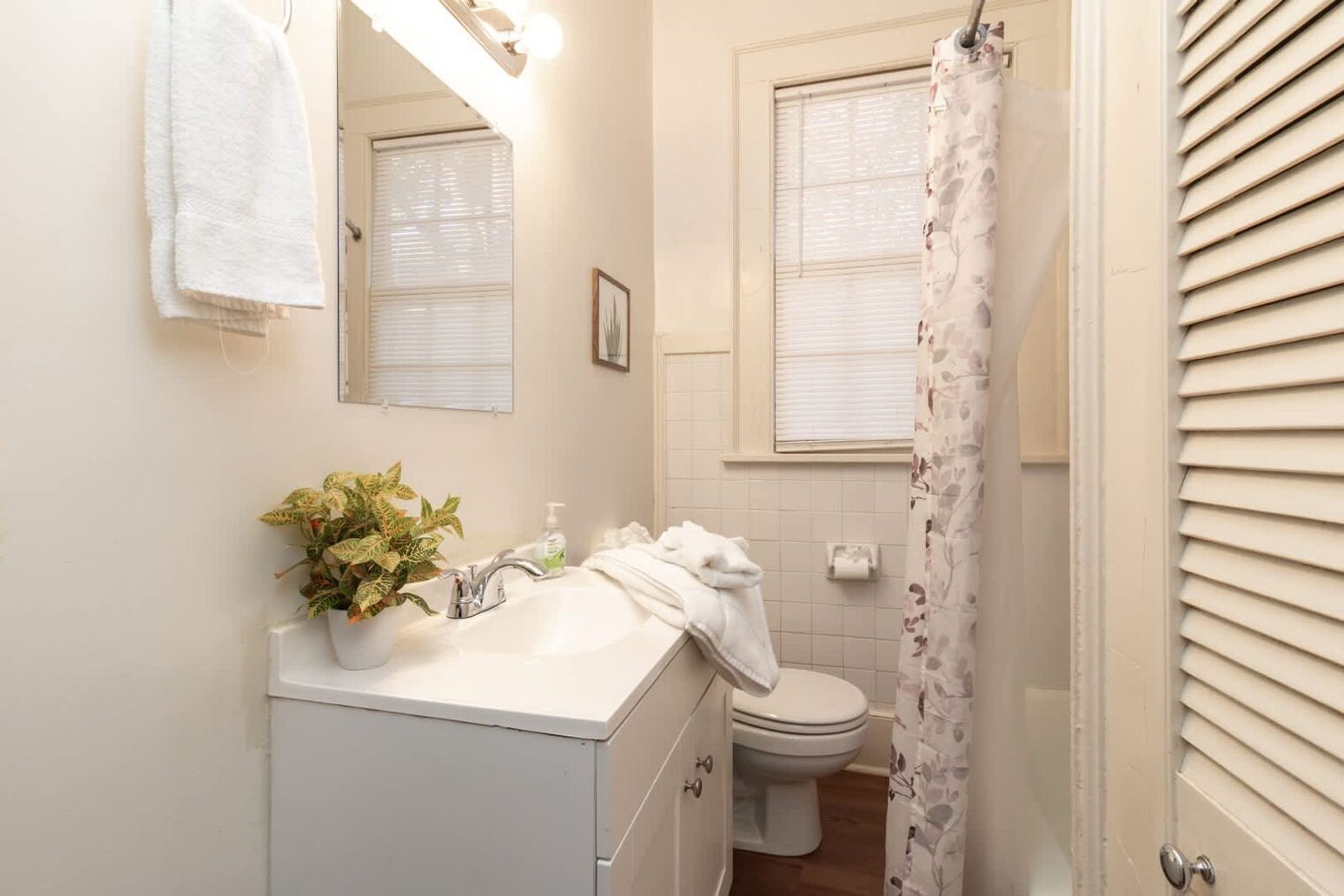 Building Photo - 2217 13th St