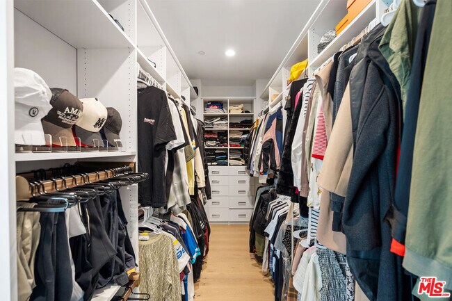 Building Photo - 20712 Deer Grass Ct