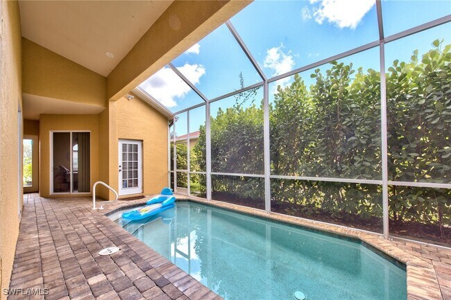 Primary Photo - 3748 Kent Dr