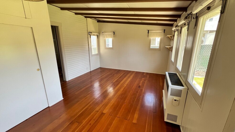 Primary Bedroom - 3639 Wilson Ave