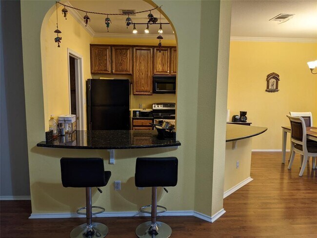 Building Photo - 4501 Whispering Valley Dr