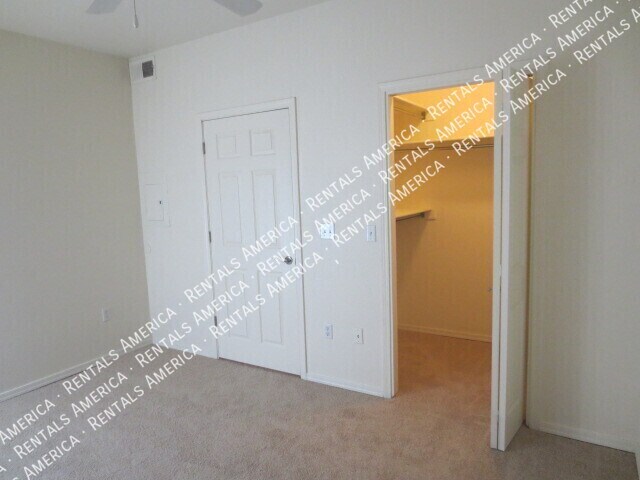 Building Photo - 17017 N 12th St