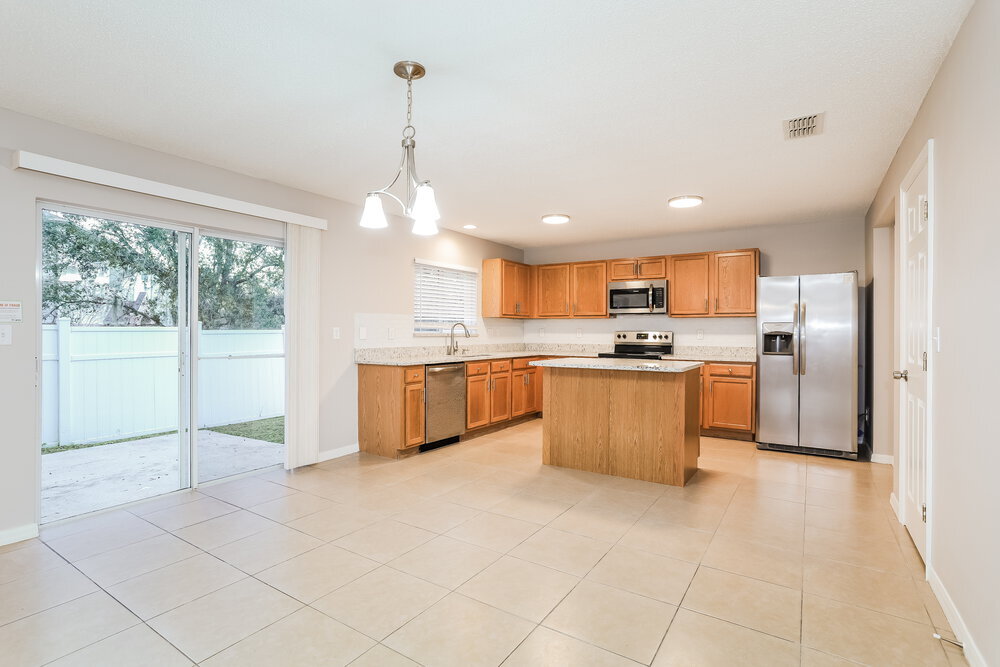 Building Photo - 16805 Gold Star Ct