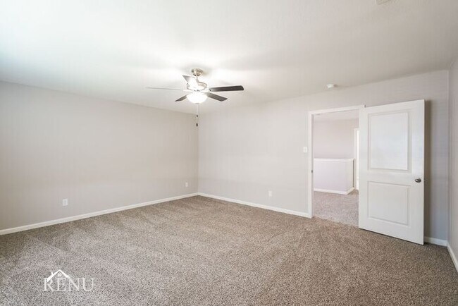 Building Photo - 13309 Wysong Dr