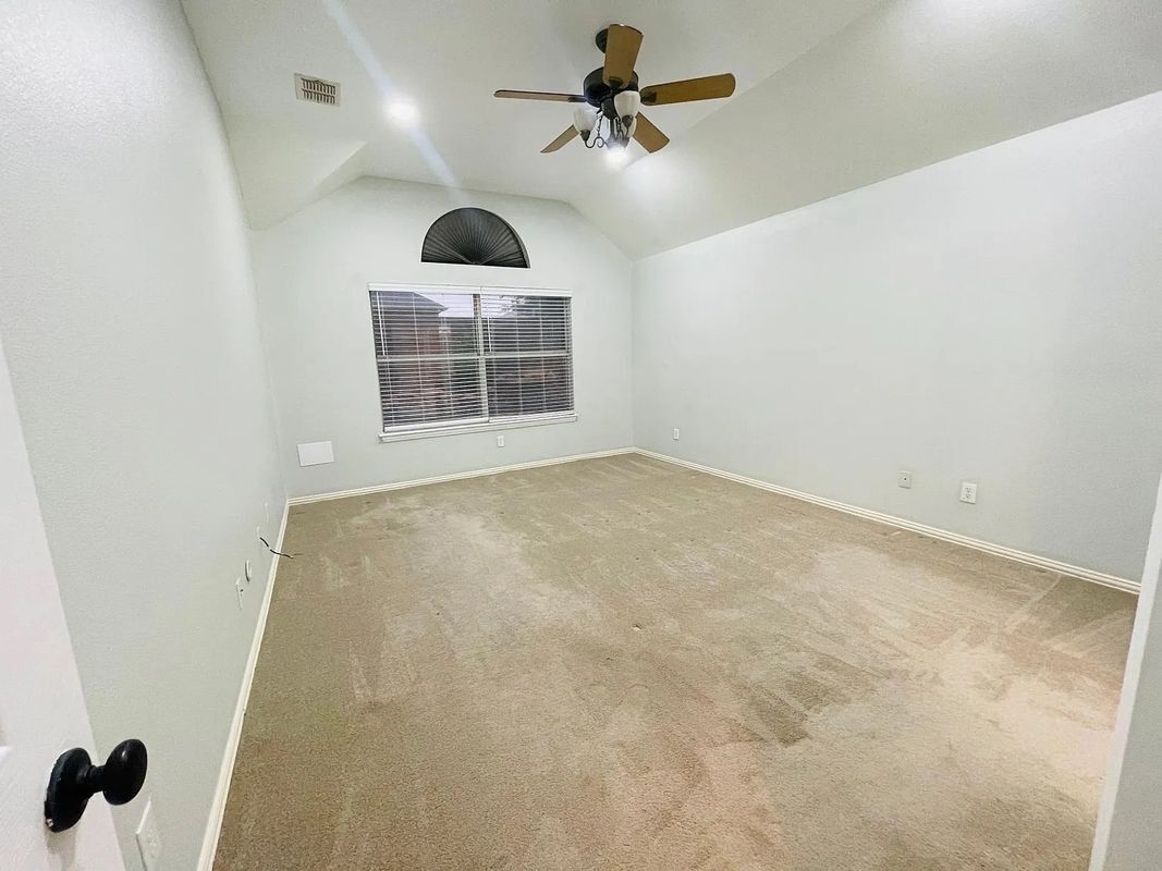 Building Photo - 5628 Rickshaw Ln