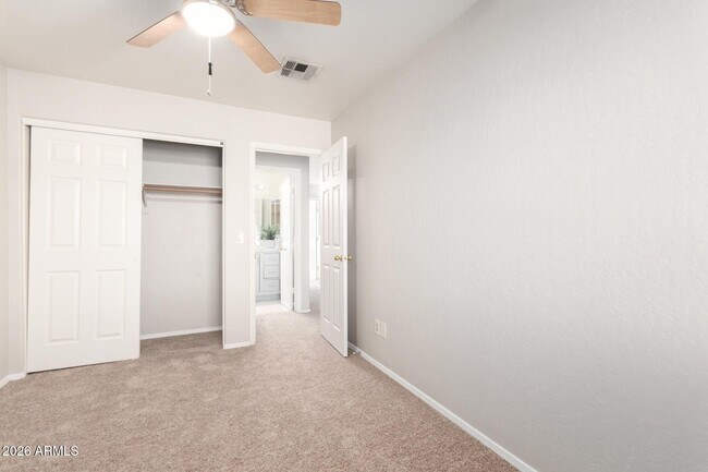 Building Photo - 3611 E Windmere Dr