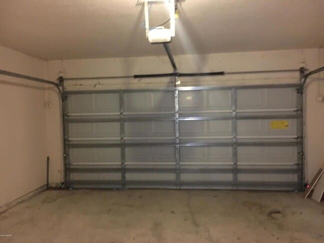 Building Photo - 4314 Canby Dr