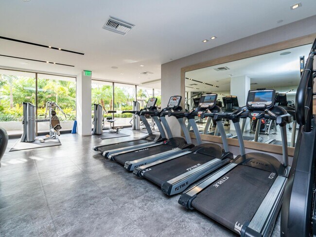 Building Photo - 9 Island Ave