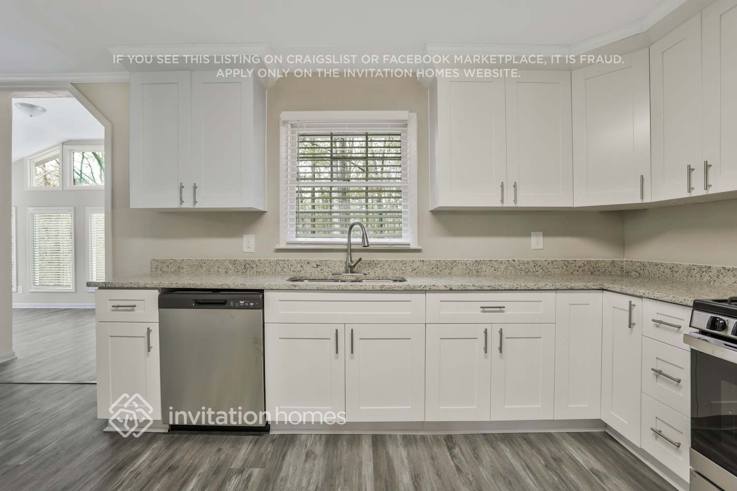 Building Photo - 3325 Kingfisher Dr