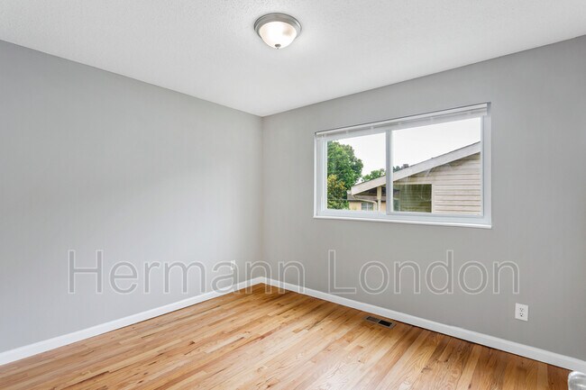 Building Photo - 11866 Colby Chase Rd
