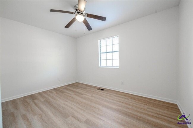 Building Photo - 805 Coventry Cir