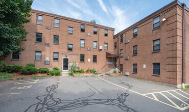 Building Photo - 20-30 Peck St