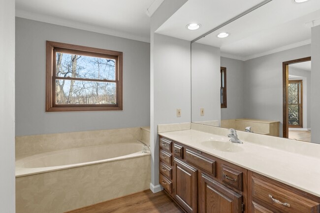 Building Photo - 1708 Sparrow Point Ln