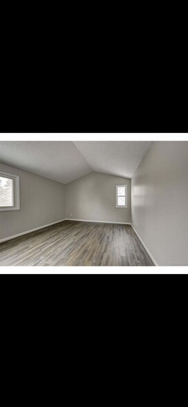 Building Photo - 3347 S Halifax Way
