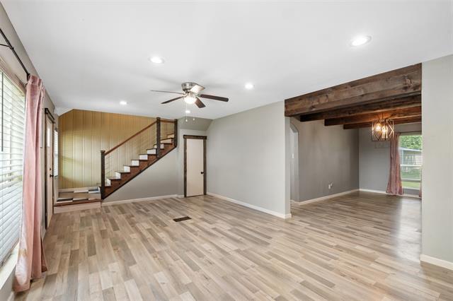 Building Photo - 2500 Fairway Dr