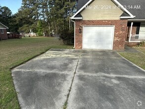 Building Photo - 114 Windsor Ln