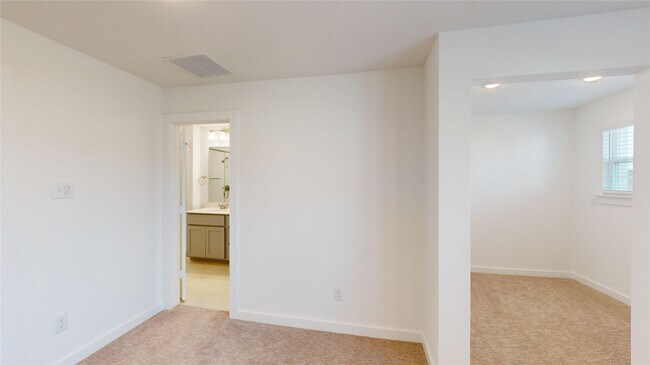 Building Photo - 2938 ELLE DR