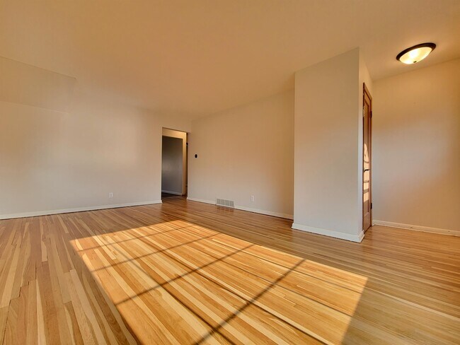 Building Photo - 1111 1st Ave SE