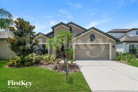 Building Photo - 11867 Thicket Wood Dr
