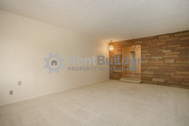 Building Photo - !!CALL US TODAY AT (505) 808-6467 TO SCHED...