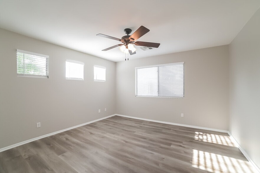 Building Photo - 13538 W Berridge Ln