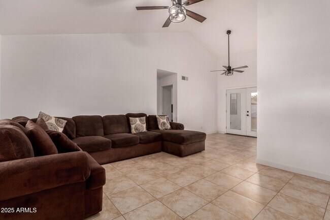 Building Photo - 6038 W Gelding Dr