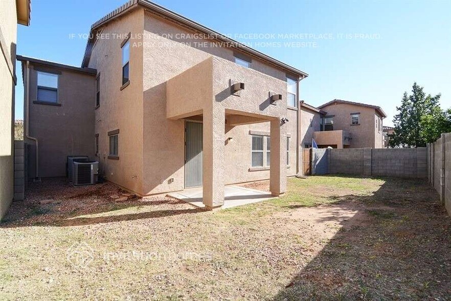 Building Photo - 18553 W Mariposa Dr