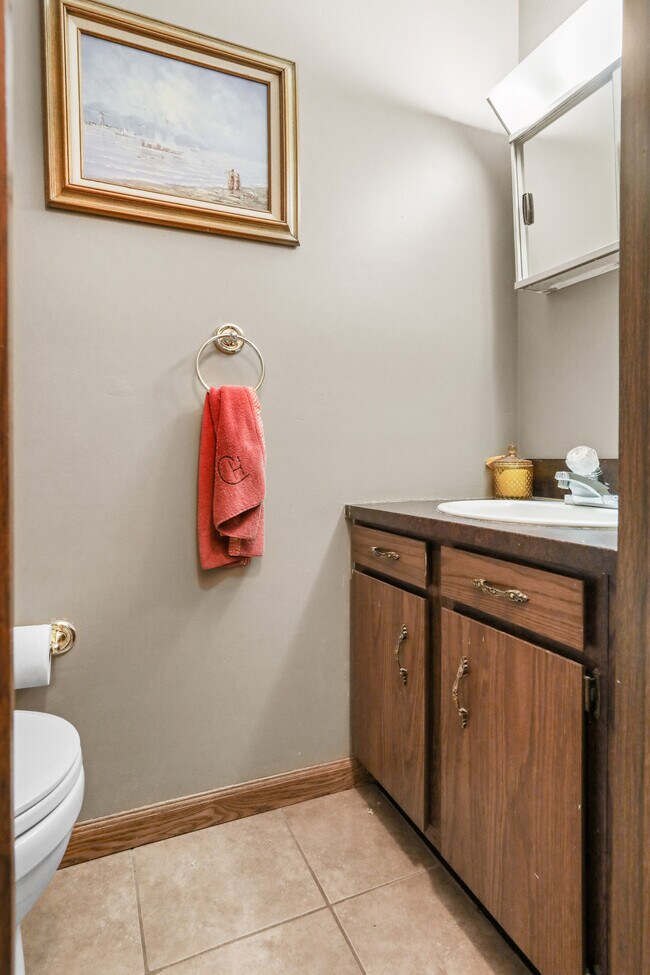 First floor half bathroom - 1098 Big Valley Dr