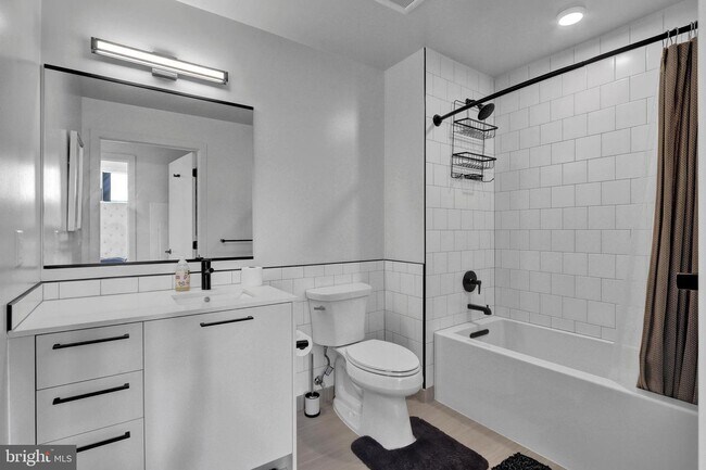 Building Photo - 1625 Eckington Pl NE