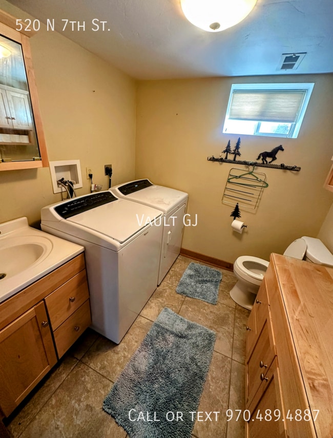 Building Photo - 520 N 7th St