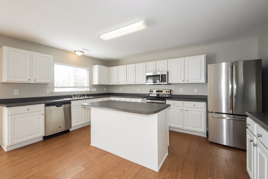 Building Photo - 76 Averasboro Dr