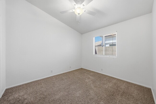 Building Photo - 18837 N 43rd Pl