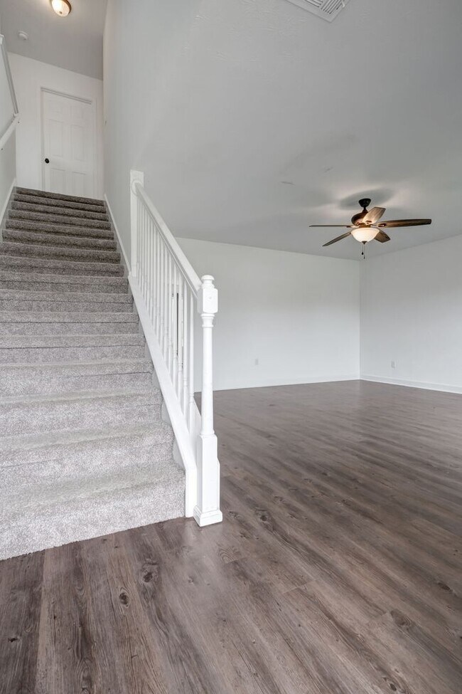 Building Photo - Timber Trail Drive Rental