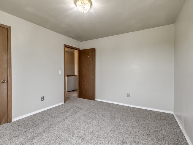 Building Photo - 11308 Meadow Ridge Ln