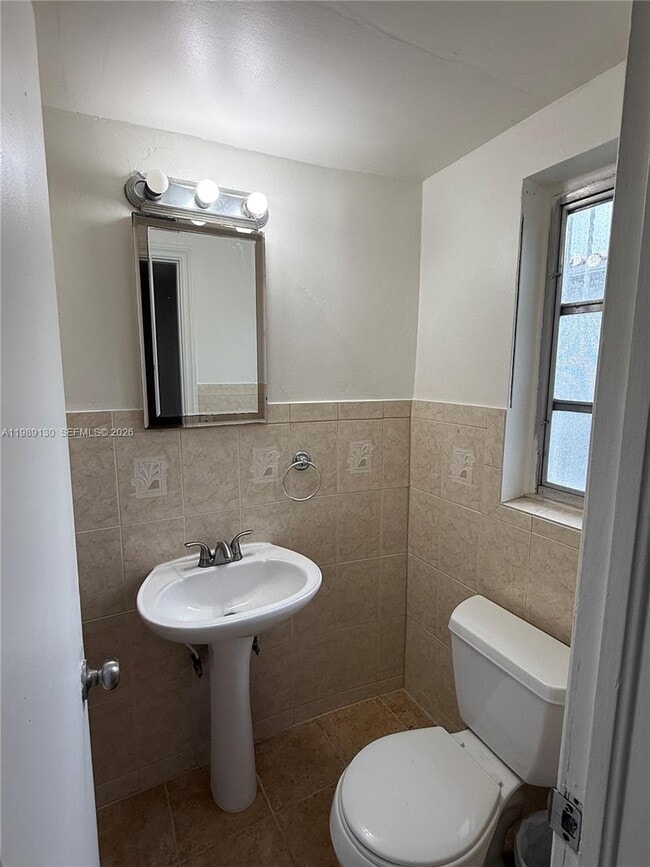 Building Photo - 2151 SW 21st Ter