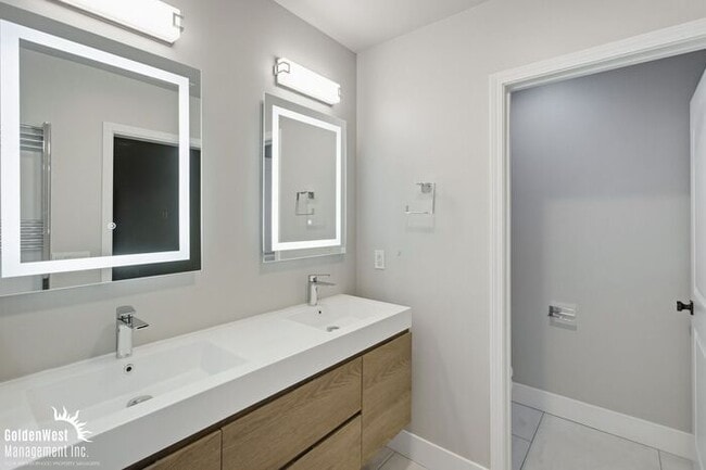 Building Photo - Stunningly Renovated 3Bdm 2Ba Home + Casita in Poway!