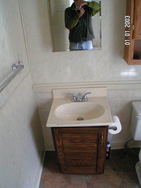 Building Photo - 2233 Buchanan Ave SW