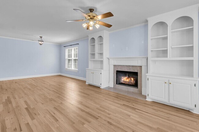 Building Photo - 1574 Ocean Neighbors Blvd