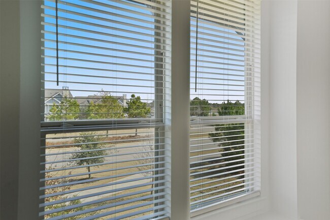 Building Photo - 16518 Amber Patina Ln