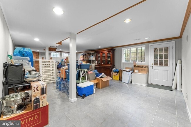 Building Photo - 5121 Baltan Rd