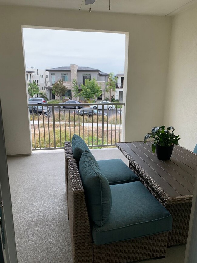 Building Photo - Rooms for Rent in Irvine's Great Park