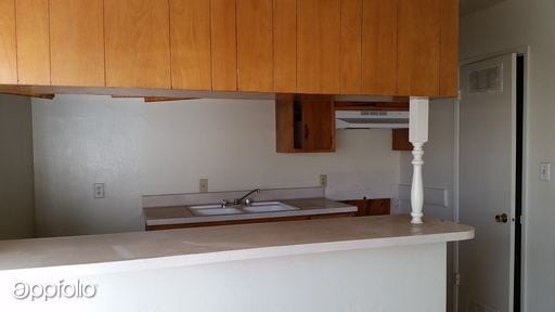 Building Photo - 420 S Real Rd