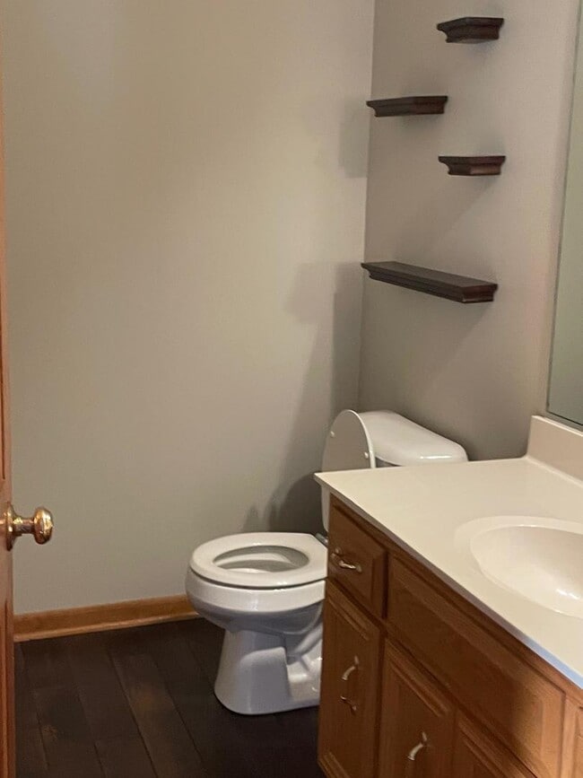 Building Photo - 13356 Vicarage Dr