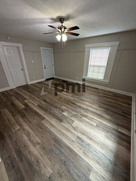 Building Photo - 1327 W 32nd St