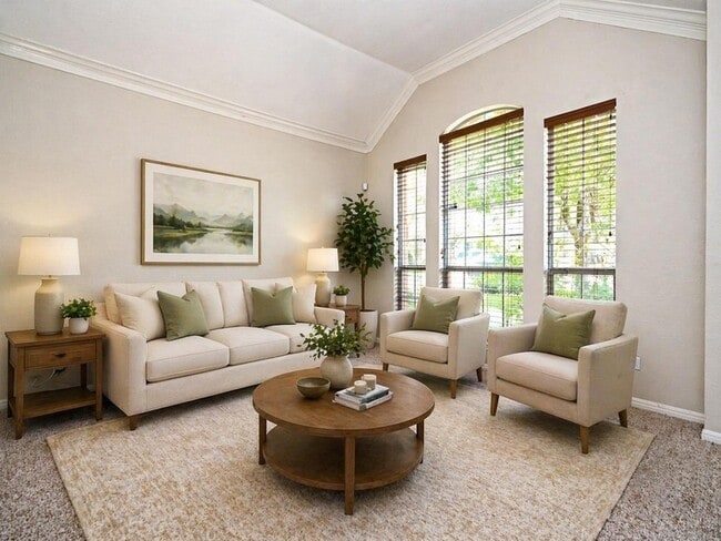 Building Photo - 11017 Rio Vista Dr